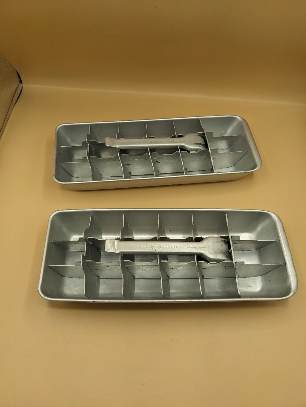 Vintage General Electric METAL Ice Cube Tray Aluminum 18 GE Mini-cubes Set Of 2